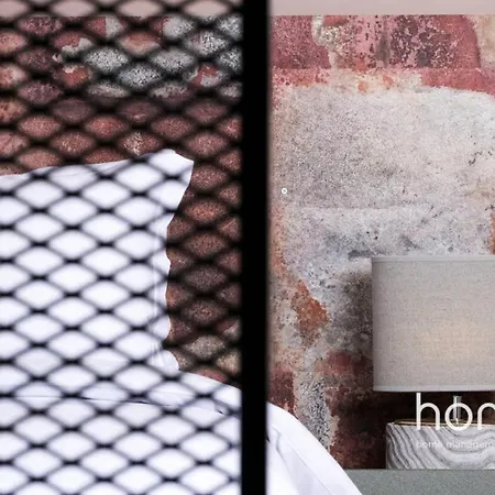 Koukaki Homm Studio Saripolou Str